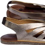 Laranja_Lima_Shoes_Sapatos_Femininos___Sandalia_Rasteira___Flat_em_Couro_Metalizado_-_Codigo_-_141152_5