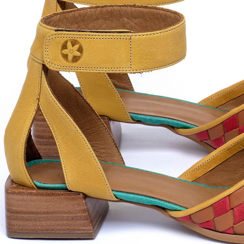 Laranja_Lima_Shoes_Sapatos_Femininos___Scarpin___Bico_Fino_Salto_de_3_cm_em_Couro_Colorido_-_Codigo_-_3927_5
