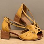Laranja_Lima_Shoes_Sapatos_Femininos___Sandalia___Laranja_Lima_Shoes_Classic_Salto_de_5_cm_em_Couro_Amarelo_-_Codigo_-_157001_3