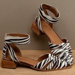 Laranja_Lima_Shoes_Sapatos_Femininos___Scarpin___Bico_Fino_Salto_de_3_cm_em_Couro_Zebra_-_Codigo_-_3902_3