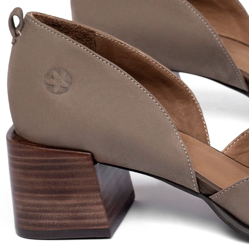 Laranja_Lima_Shoes_Sapatos_Femininos__-Scarpin---Bico-Quadrado-Salto-de-5-cm-em-Couro-Fendi---Codigo---157036_5