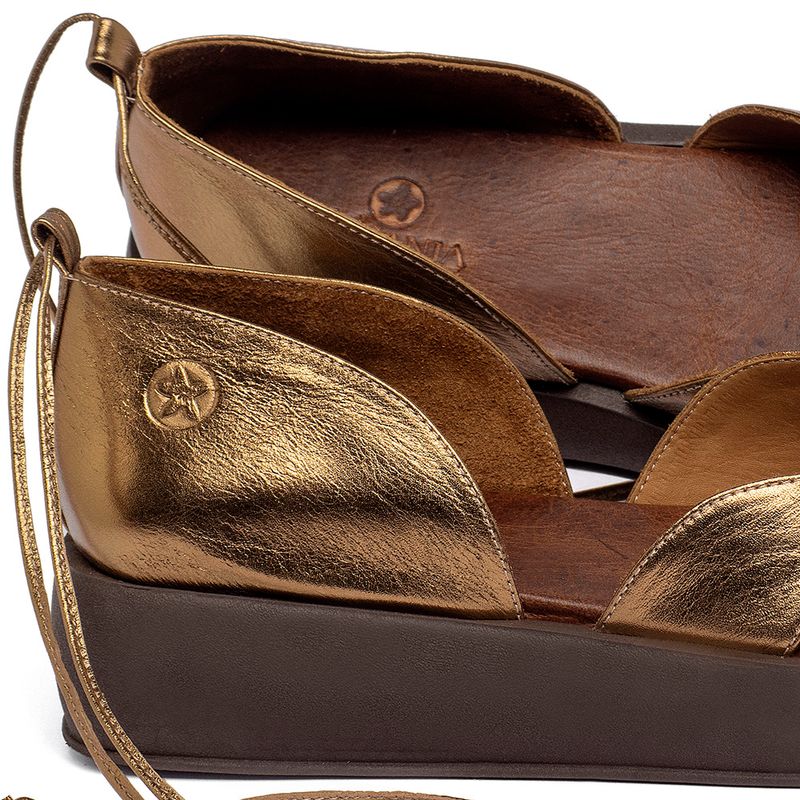 Laranja_Lima_Shoes_Sapatos_Femininos__-Sandalia---Boho-Salto-de-1-cm-em-Couro-Metalizado---Codigo---3972_5