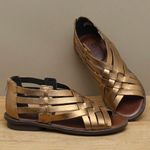 Laranja_Lima_Shoes_Sapatos_Femininos__-Sandalia---Boho-Salto-de-2-cm-em-Couro-Metalizado---Codigo---139090_3