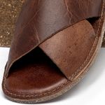 Laranja_Lima_Shoes_Sapatos_Femininos__-Sandalia-Rasteira---Flat-em-Couro-Marrom---Codigo---156064_6