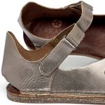 Laranja_Lima_Shoes_Sapatos_Femininos__-Sandalia-Rasteira---Flat-em-Couro-Metalizado---Codigo---156091_5