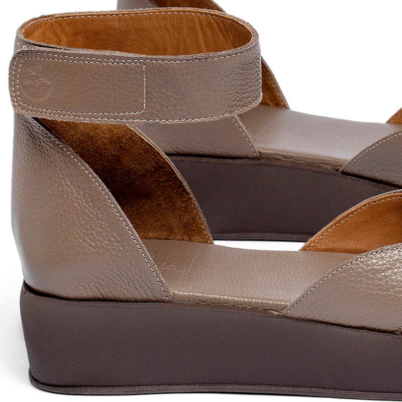 Laranja_Lima_Shoes_Sapatos_Femininos__-Sandalia---Boho-Salto-de-4-cm-em-Couro-Fendi---Codigo---3971_5