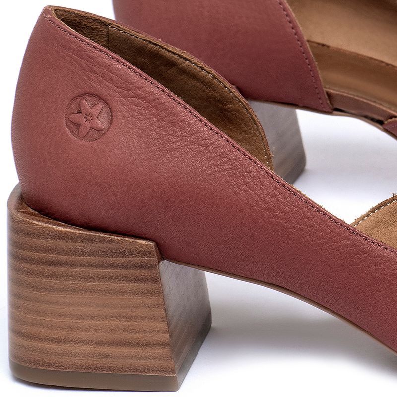Laranja_Lima_Shoes_Sapatos_Femininos__-Scarpin---Bico-Fino-Salto-de-5-cm-em-Couro-Vermelho---Codigo---3942_5
