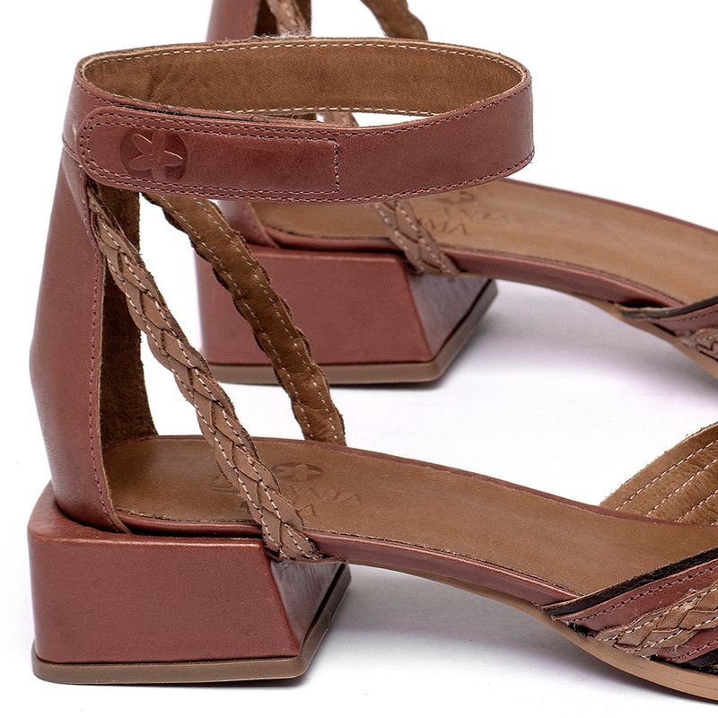 Laranja_Lima_Shoes_Sapatos_Femininos__-Scarpin---Bico-Fino-Salto-de-3-cm-em-Couro-Terracota---Codigo---3945_5