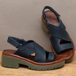 Laranja_Lima_Shoes_Sapatos_Femininos__-Sandalia---Boho-Salto-de-5-cm-em-Couro-Marinho---Codigo---153047_3