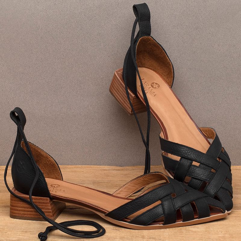 Laranja_Lima_Shoes_Sapatos_Femininos__-Scarpin---Bico-Fino-Salto-de-3-cm-em-Couro-Preto---Codigo---3938_4