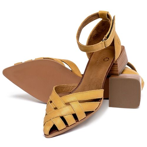 Scarpin   Bico Fino Salto de 3 cm em Couro Amarelo - Codigo - 3938