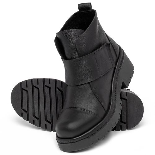 Bota   Cano Curto Salto de 4 cm em Couro Preto - Codigo - 153026