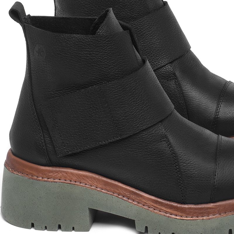 Laranja_Lima_Shoes_Sapatos_Femininos__-Bota---Cano-Curto-Salto-de-4-cm-em-Couro-Preto---Codigo---153026_5