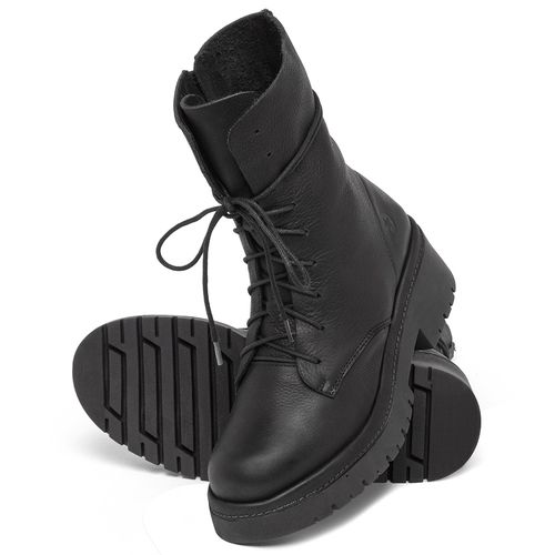 Bota   Cano Médio Salto de 4 cm em Couro Preto - Codigo - 153027