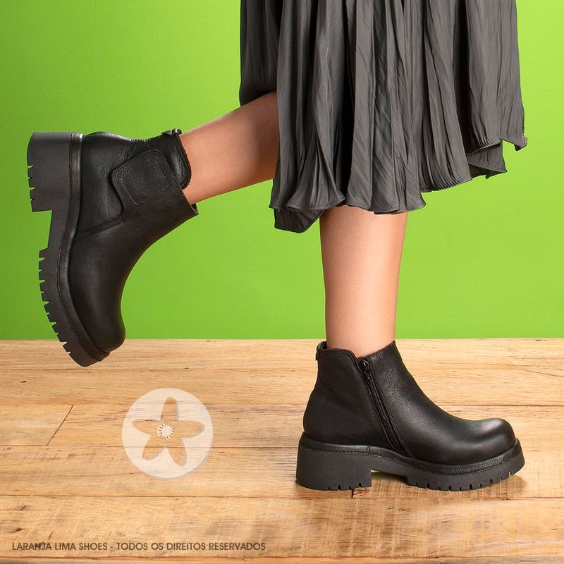 Laranja_Lima_Shoes_Sapatos_Femininos__-Bota---Cano-Curto-Salto-de-4-cm-em-Couro-Preto---Codigo---153055_9
