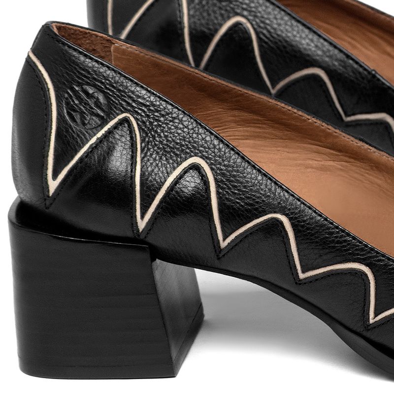 Laranja_Lima_Shoes_Sapatos_Femininos__-Scarpin---Bico-Quadrado-Salto-de-5-cm-em-Couro-Preto---Codigo---3867_5