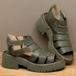 Laranja_Lima_Shoes_Sapatos_Femininos__-Sandalia---Boho-Salto-de-5-cm-em-Couro-Musgo---Codigo---153013_3