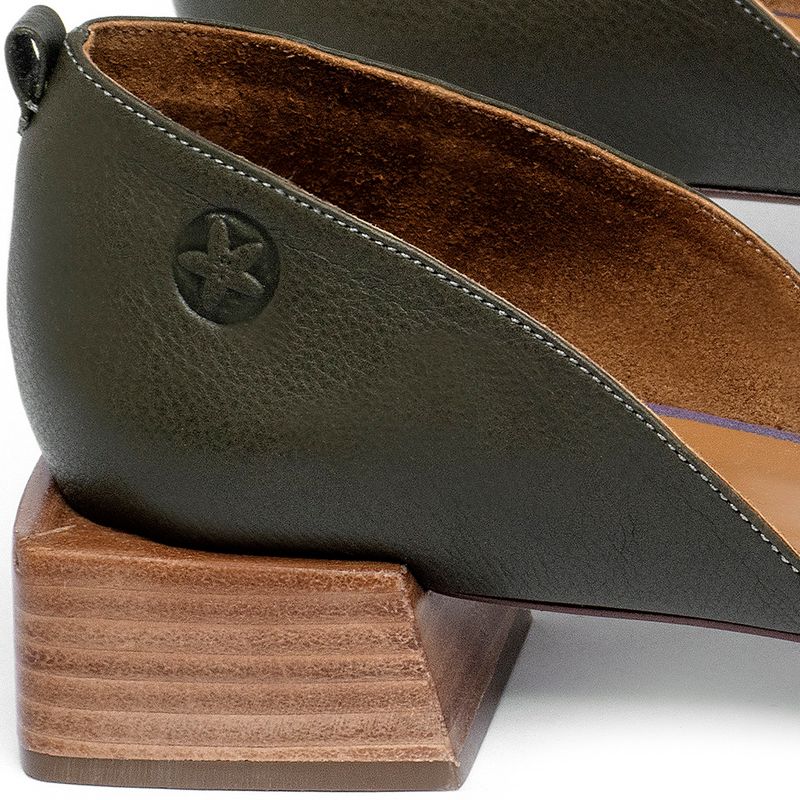 Laranja_Lima_Shoes_Sapatos_Femininos__-Scarpin---Bico-Quadrado-Salto-de-3-cm-em-Couro-Colorido---Codigo---3868_5