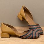 Laranja_Lima_Shoes_Sapatos_Femininos__-Scarpin---Bico-Quadrado-Salto-de-3-cm-em-Couro-Amarelo---Codigo---3868_3