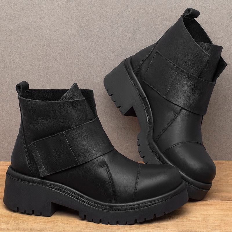 Laranja_Lima_Shoes_Sapatos_Femininos__-Bota---Cano-Curto-Salto-de-4-cm-em-Couro-Preto---Codigo---153026_3