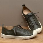 Laranja_Lima_Shoes_Sapatos_Femininos__-Tenis---Cano-Baixo-em-Couro-Musgo---Codigo---148071_3