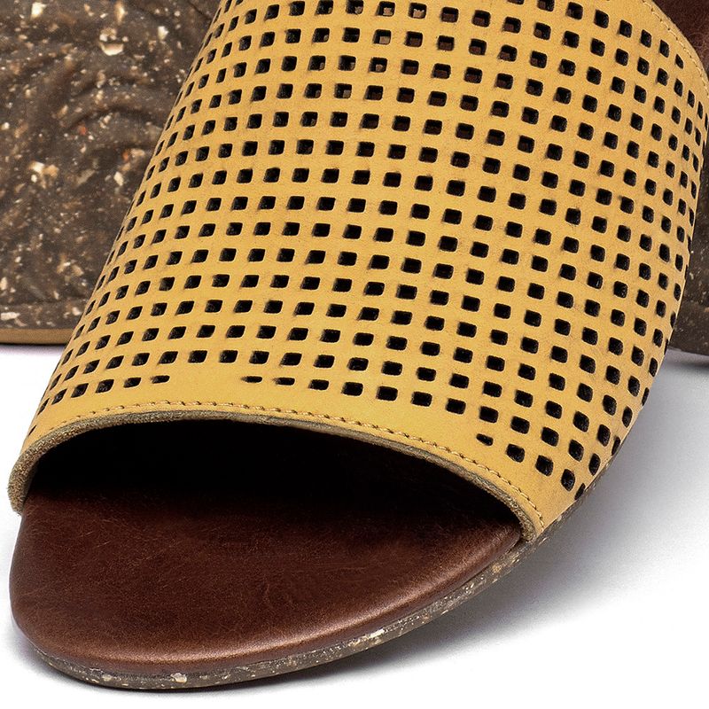 Laranja_Lima_Shoes_Sapatos_Femininos__-Sandalia-Rasteira---Flat-em-Couro-Amarelo---Codigo---148090_6
