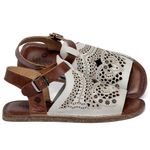 Laranja_Lima_Shoes_Sapatos_Femininos__-Sandalia-Rasteira---Flat-em-Couro-Off-White---Codigo---156028_1