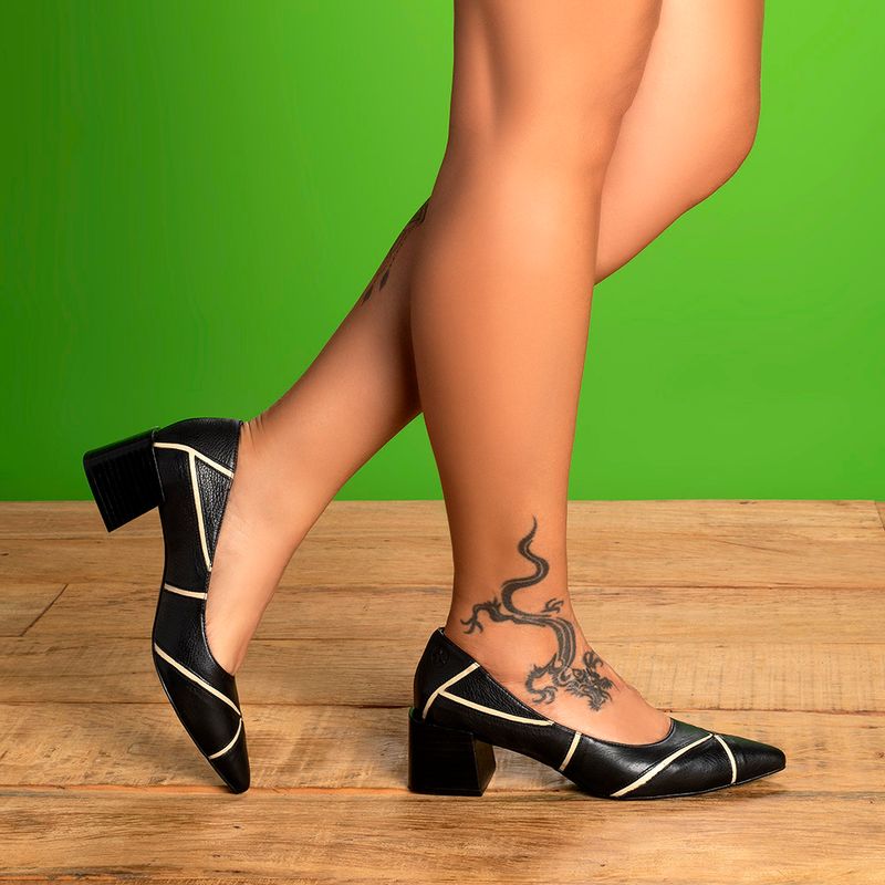 Laranja_Lima_Shoes_Sapatos_Femininos__-Scarpin---Bico-Fino-Salto-de-5-cm-em-Couro-Preto---Codigo---3839_8