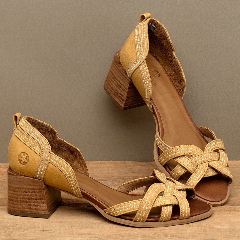 Laranja_Lima_Shoes_Sapatos_Femininos__-Sandalia---Laranja-Lima-Shoes-Classic-Salto-de-5-cm-em-Couro-Amarelo---Codigo---3871_3