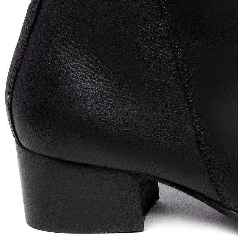 Laranja_Lima_Shoes_Sapatos_Femininos__-Bota---Cano-Curto-Salto-de-4-cm-em-Couro-Preto---Codigo---152002_6