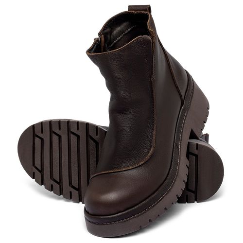 Bota   Cano Curto Salto de 4 cm em Couro Café - Codigo - 153052