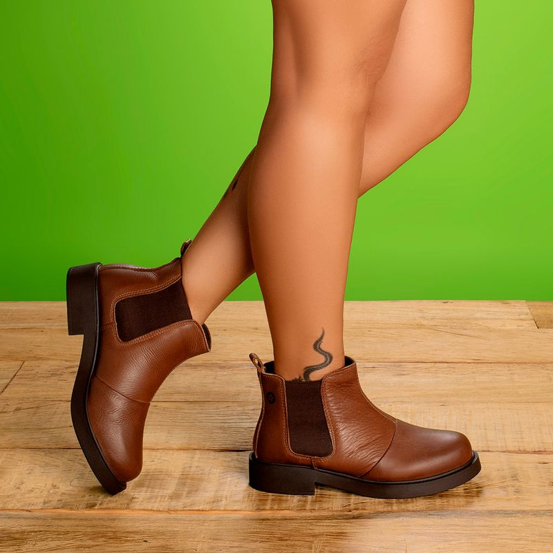 Laranja_Lima_Shoes_Sapatos_Femininos__-Bota---Cano-Curto-Salto-de-2-cm-em-Couro-Marrom---Codigo---156107_9