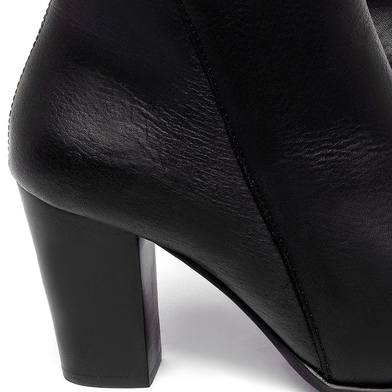 Laranja_Lima_Shoes_Sapatos_Femininos__-Bota---Cano-Curto-Salto-de-7-cm-em-Couro-Preto---Codigo---152029_6