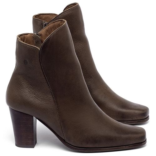 Bota   Cano Curto Salto de 7 cm em Couro Café - Codigo - 152029