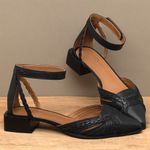 Laranja_Lima_Shoes_Sapatos_Femininos__-Scarpin---Bico-Fino-Salto-de-3-cm-em-Couro-Preto---Codigo---3945_3