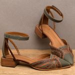 Laranja_Lima_Shoes_Sapatos_Femininos__-Scarpin---Bico-Fino-Salto-de-3-cm-em-Couro-Colorido---Codigo---3945_3