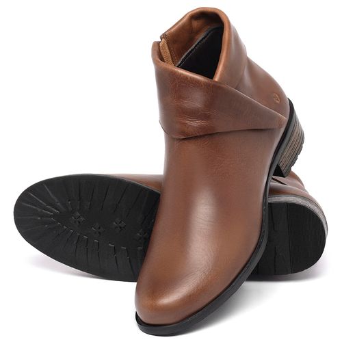 Bota   Cano Curto Salto de 2 cm em Couro Marrom - Codigo - 152007