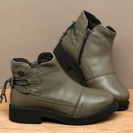 Laranja_Lima_Shoes_Sapatos_Femininos__-Bota---Cano-Curto-Salto-de-2-cm-em-Couro-Musgo---Codigo---156092_3