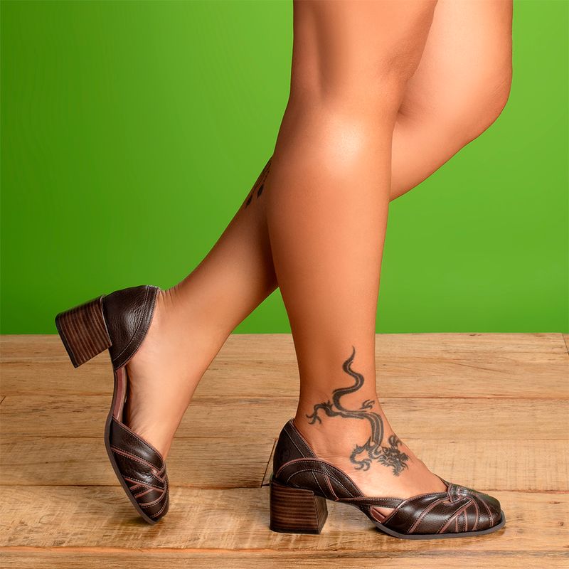 Laranja_Lima_Shoes_Sapatos_Femininos__-Scarpin---Bico-Quadrado-Salto-de-5-cm-em-Couro-Cafe---Codigo---3852_8