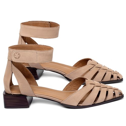 Scarpin   Bico Fino Salto de 3 cm em Couro Nude - Codigo - 3901
