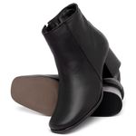 Laranja_Lima_Shoes_Sapatos_Femininos__-Bota---Cano-Curto-Salto-de-5-cm-em-Couro-Preto---Codigo---152001_2