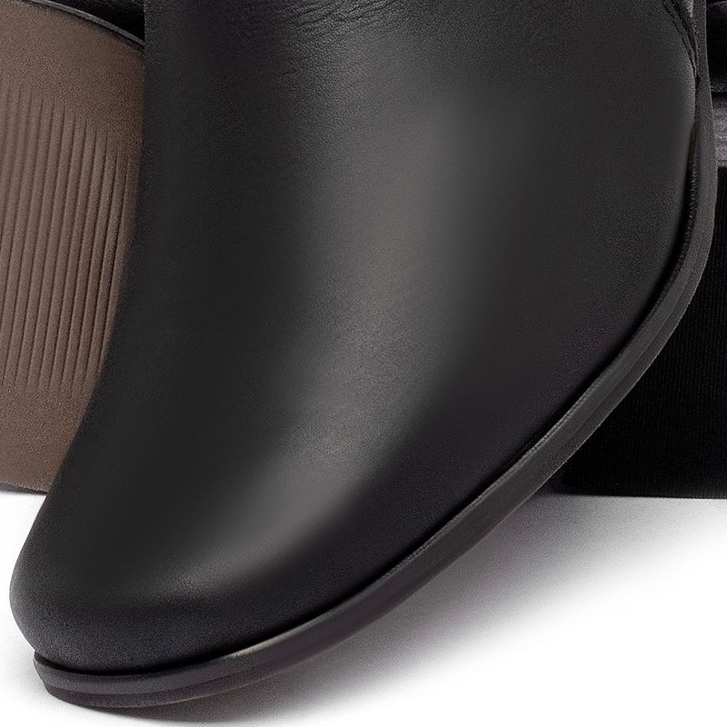 Laranja_Lima_Shoes_Sapatos_Femininos__-Bota---Cano-Curto-Salto-de-5-cm-em-Couro-Preto---Codigo---152001_7