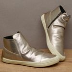 Laranja_Lima_Shoes_Sapatos_Femininos__-Tenis---Cano-Alto-em-Couro-Metalizado---Codigo---141189_3
