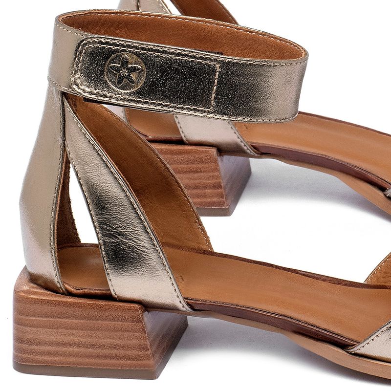 Laranja_Lima_Shoes_Sapatos_Femininos__-Scarpin---Bico-Fino-Salto-de-3-cm-em-Couro-Metalizado---Codigo---3901_5