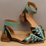 Laranja_Lima_Shoes_Sapatos_Femininos__-Scarpin---Bico-Fino-Salto-de-3-cm-em-Couro-Bicolor---Codigo---3901_3