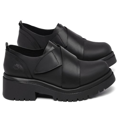 Bota   Cano Curto Salto de 4 cm em Couro Preto - Codigo - 153090