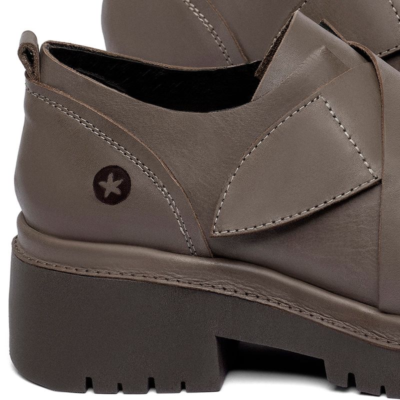 Laranja_Lima_Shoes_Sapatos_Femininos__-Bota---Cano-Curto-Salto-de-4-cm-em-Couro-Cinza---Codigo---153090_5
