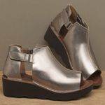 Laranja_Lima_Shoes_Sapatos_Femininos__-Anabela---Flatform-Salto-de-5-cm-em-Couro-Metalizado---Codigo---156032_3