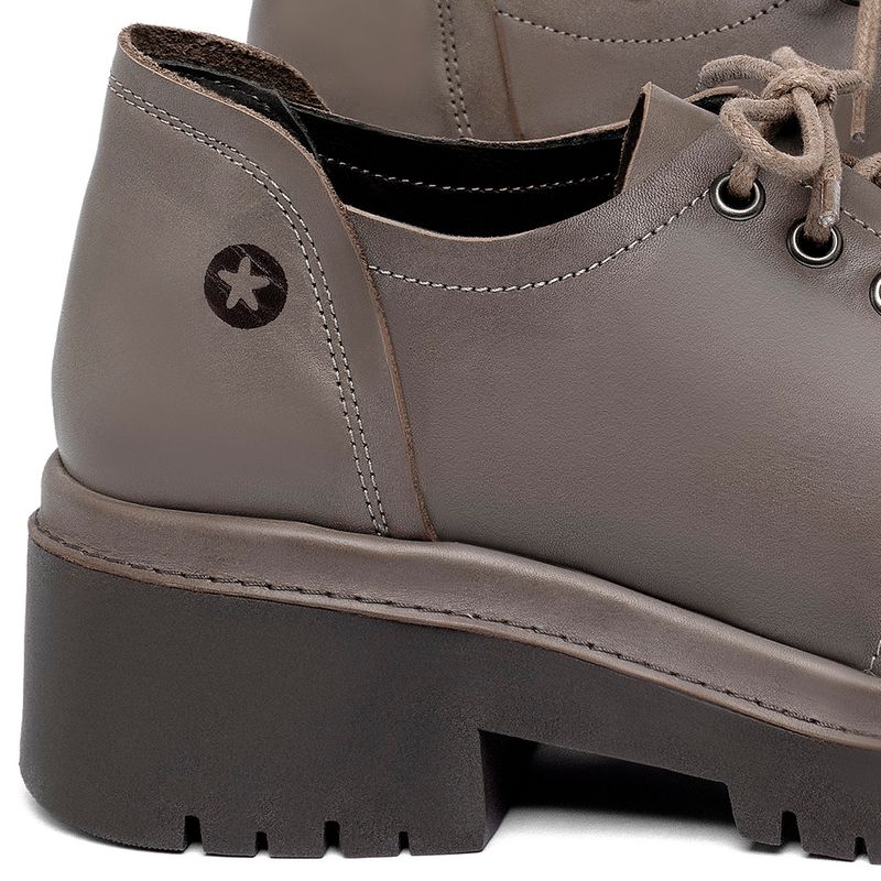 Laranja_Lima_Shoes_Sapatos_Femininos__-Bota---Cano-Curto-Salto-de-4-cm-em-Couro-Cinza---Codigo---153089_5