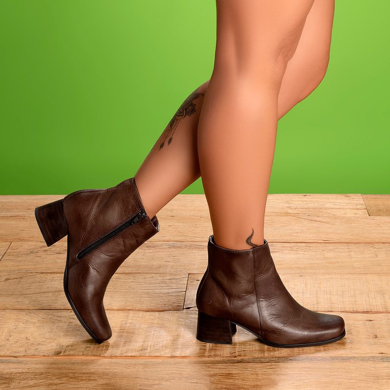 Laranja_Lima_Shoes_Sapatos_Femininos__-Bota---Cano-Curto-Salto-de-5-cm-em-Couro-Cafe---Codigo---152001_9